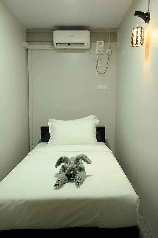 Space Boutique Hostel Yangon