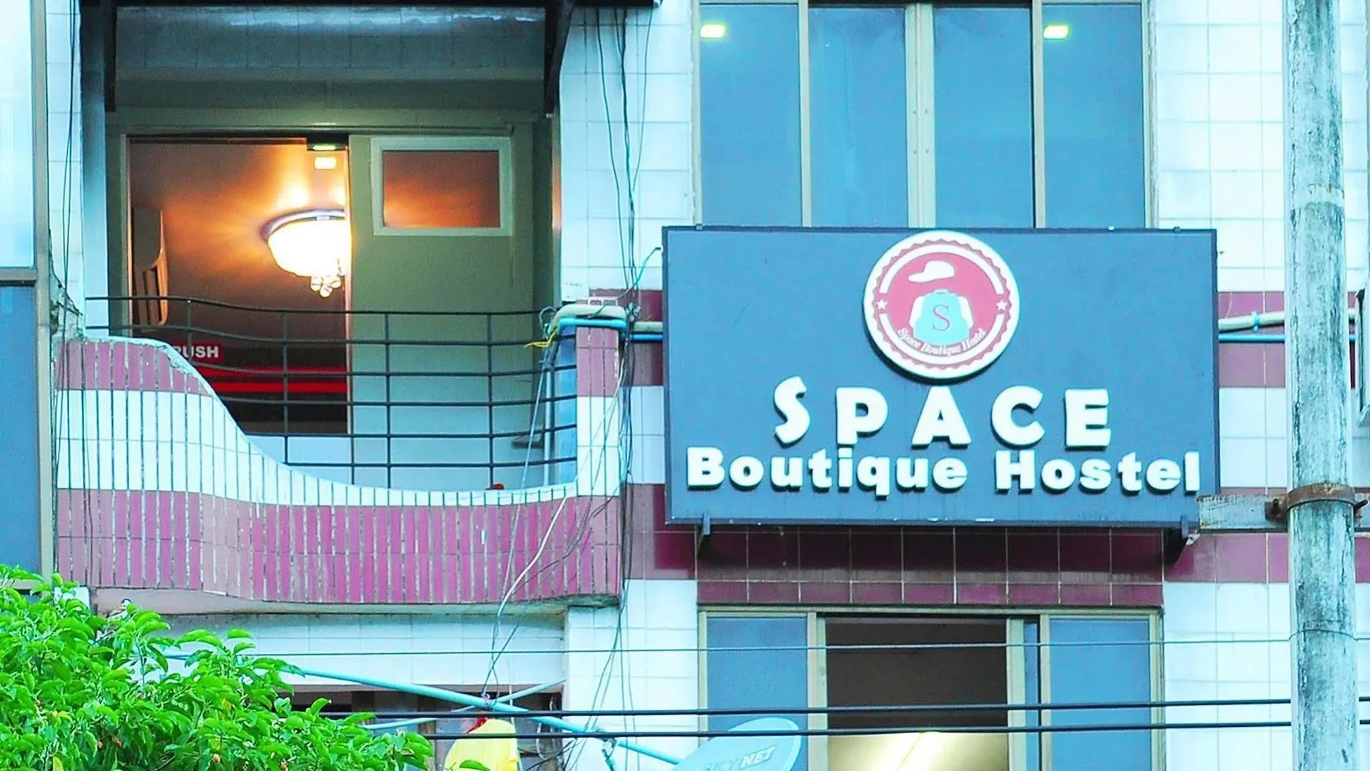 Space Boutique Hostel Yangón Birmania